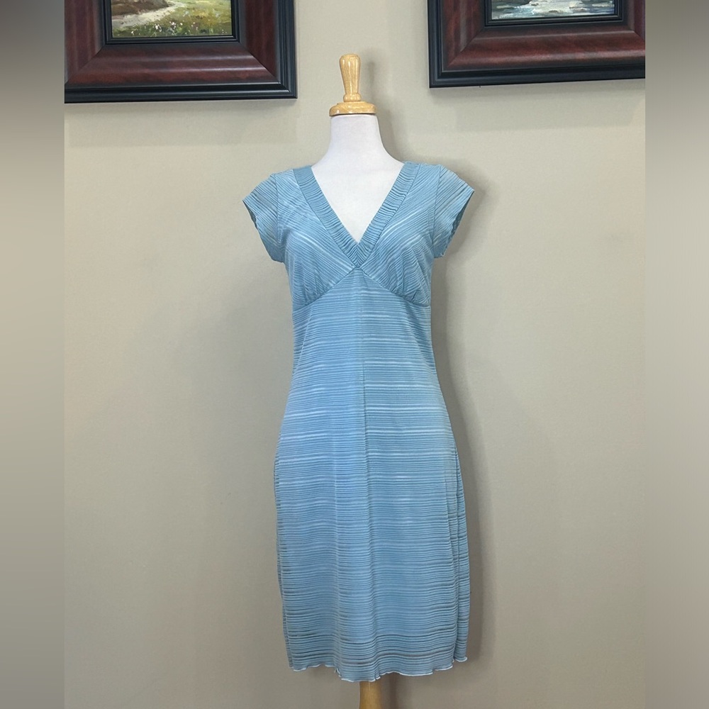Studio Y Light Blue V-Neck Cap Sleeve Dress